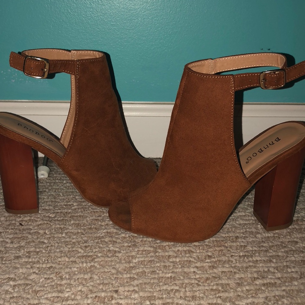 Chestnut - open toed & open heel